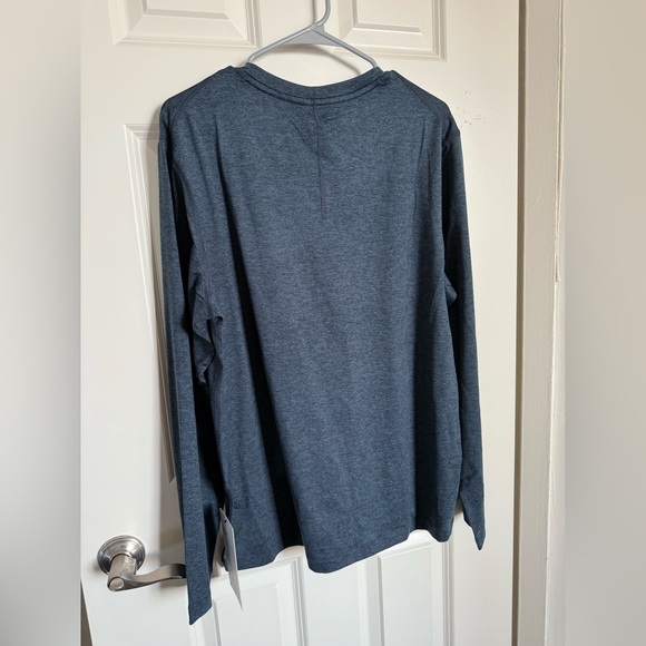 Lululemon long sleeve - Picture 2 of 4